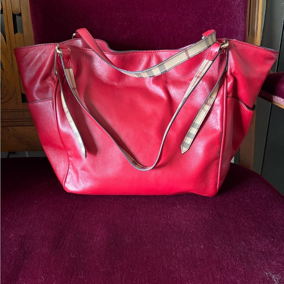 Burberry Red Leather Canterbury tote bag purse - Picture 3 of 12